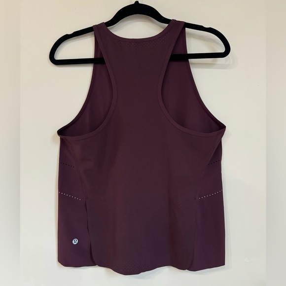 NWOT Lululemon find your pace tank in maroon size 8 - Picture 4 of 12